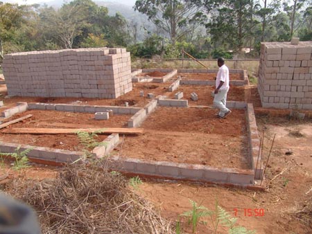 Evolution chantier centre de santé de Batack Février 2010
